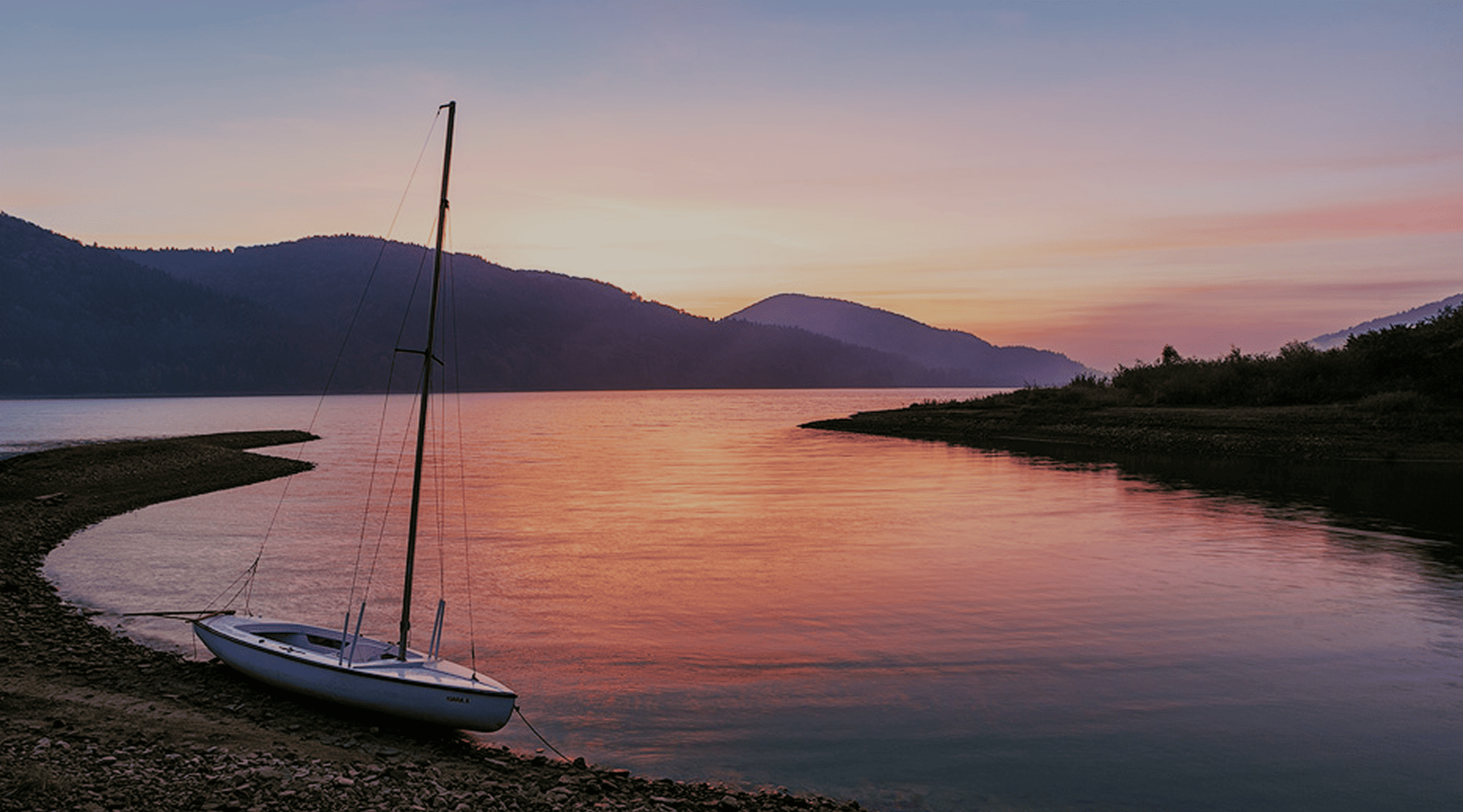 Łódka nad Zalewem Klimkówka