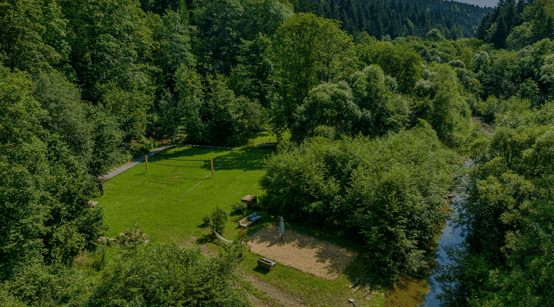 Plaża nad rzeką – agroturystyka w Beskidzie Niskim z naturą