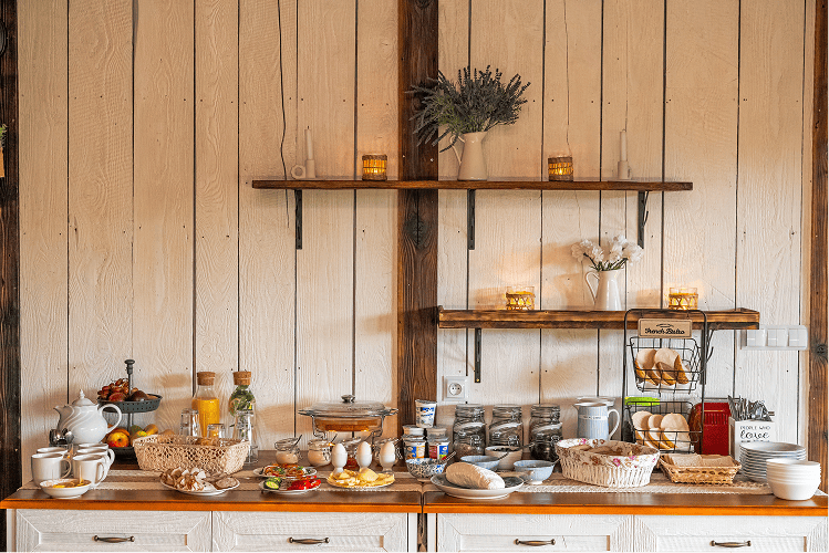 sniadanie apartementy w gorach z wyzywieniem tarninowe wzgorze